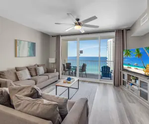 Photo 5 - 2-Bedroom Beachfront Condo at Shores of Panama!