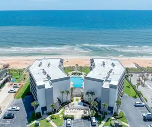 Photo 3 - Don’t Worry, Beach Happy