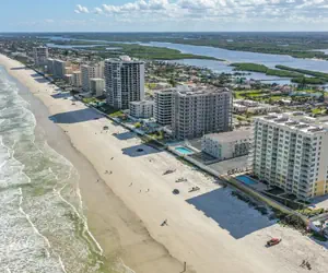 Photo 3 - A Wave From it All Oceanfront Pool Condo