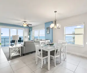 Photo 5 - A Wave From it All Oceanfront Pool Condo