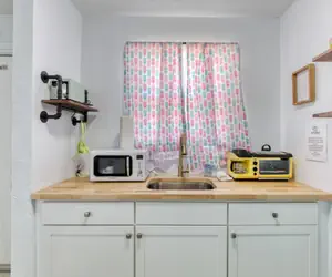 Photo 5 - Pineapple 3 Shores Retro Inn 3