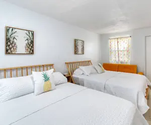 Photo 2 - Pineapple 3 Shores Retro Inn 3