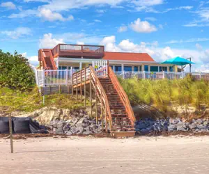 Photo 2 - Sandbar Beachfront Estate, Pool, Hot Tub, Sleeps 26