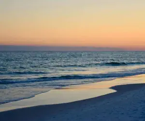 Photo 5 - Spacious 5BR Coastal Retreat: 3 King Beds & Private BBQ