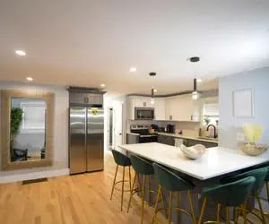 Photo 5 - Lake Access 4 Bed 3 Bath HOT TUB