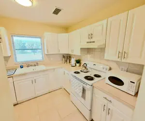 Photo 5 - Dog friendly Getaway w/ Game room + Beaches close
