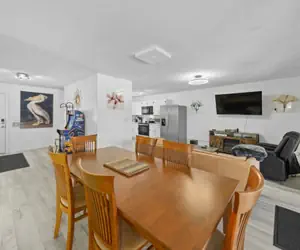 Photo 4 - Eagles Nest At Heron Hill Retreat Hot Tub on Lake!