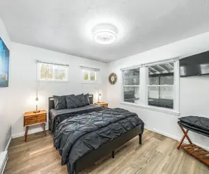 Photo 3 - Black Squirrel Heron Hill Retreat Hot Tub on Lake!