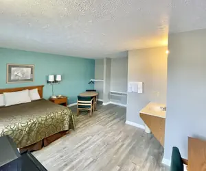 Photo 5 - Overton Motel Livingston