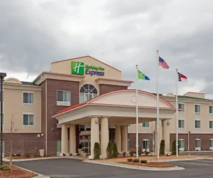 Photo 2 - Holiday Inn Express Pembroke by IHG