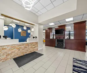 Photo 4 - Comfort Inn & Suites Plainville-Foxboro