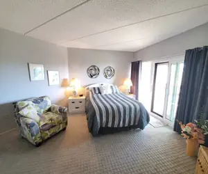 Photo 4 - Island House F232