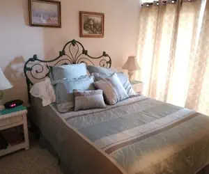 Photo 2 - Island House F232