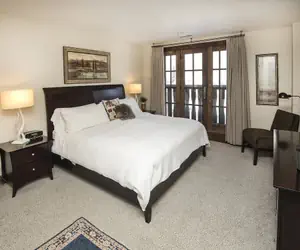 Photo 4 - Ascent Condo 312