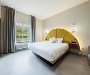 Photo 5 - Blanco River Hotel