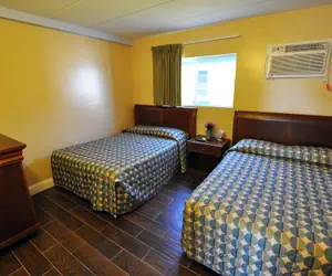 Photo 4 - Nantucket Inn & Suites