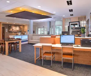 Photo 4 - Holiday Inn Express & Suites Wildwood The Villages by IHG