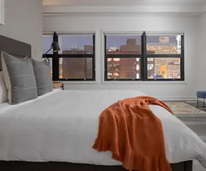 Photo 5 - Locale North Broad - Philadelphia