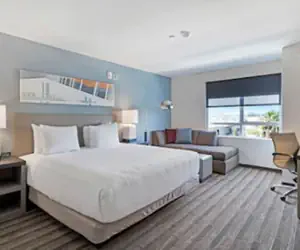 Photo 3 - Hyatt House LA - University Medical Center