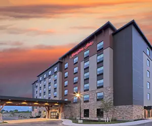 Photo 2 - Hampton Inn Verona at Turning Stone