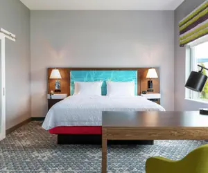 Photo 2 - Hampton Inn & Suites Ypsilanti