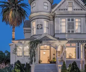 Photo 2 - The George Luxury Boutique Inn