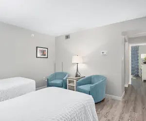 Photo 5 - Top Floor Standard Suite Bay View