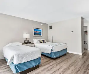 Photo 4 - Top Floor East Family Deluxe