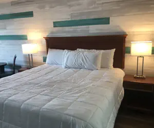 Photo 4 - Gazebo Inn Oceanfront