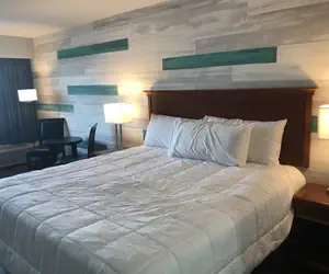 Photo 3 - Gazebo Inn Oceanfront