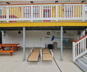Photo 4 - Abfab Seaside Cottage by Ryson Vacation Rentals