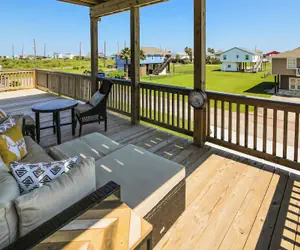 Photo 3 - Blue Dolphin by Ryson Vacation Rentals