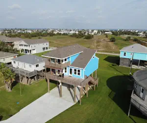 Photo 4 - Blue Dolphin by Ryson Vacation Rentals