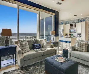 Photo 2 - Blue Haven by Ryson Vacation Rentals