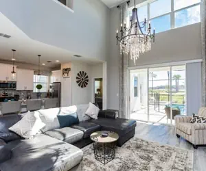 Photo 2 - 5 bedroom home is ideal for an elegant vacation 5 Villa by RedAwning