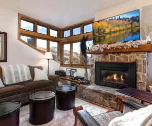 Photo 2 - Beautiful Air 3 Bedrooms POA-504B by KBM