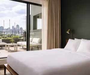 Photo 2 - Dutch Hotel Long Island City New York , Belvilla District 6 Formerly Sonder