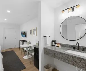 Photo 5 - Cashmere Inn