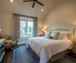 Photo 2 - Cedar Lodge on Honey Creek