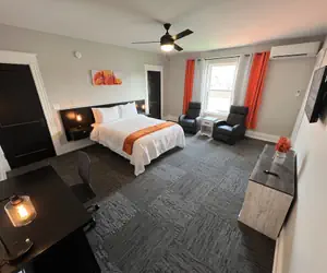 Photo 4 - Homestay on Main by Twin Lakes Creamery