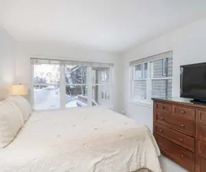 Photo 4 - Etta Place 1 by Avantstay Ski In/ Ski Out Unit w/ Views of the Slopes!