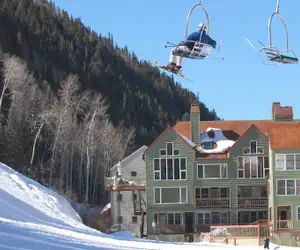 Photo 5 - Etta Place 1 by Avantstay Ski In/ Ski Out Unit w/ Views of the Slopes!