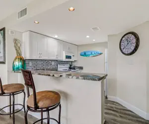 Photo 4 - Lovers Key Resort #301