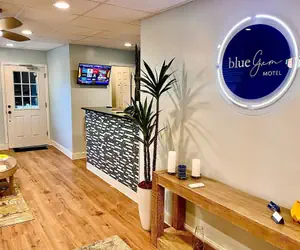 Photo 2 - BlueGem Motel