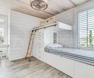 Photo 5 - 226 Sf 2nd Floor 3 Bedroom Townhouse by RedAwning