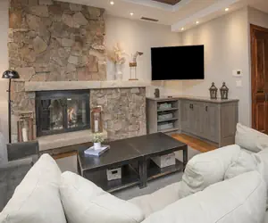 Photo 3 - Cascade Village Condo