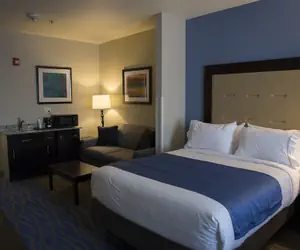 Photo 4 - Holiday Inn Express & Suites Edwardsville by IHG