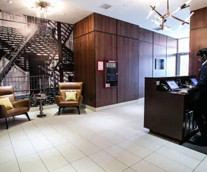 Photo 2 - Leon Hotel LES