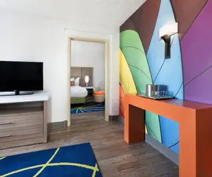 Photo 5 - Hotel Indigo Cleveland-Beachwood by IHG