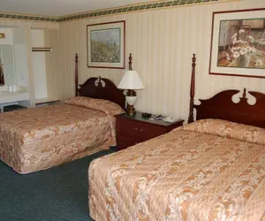 Photo 4 - Longstreet Inn & Casino